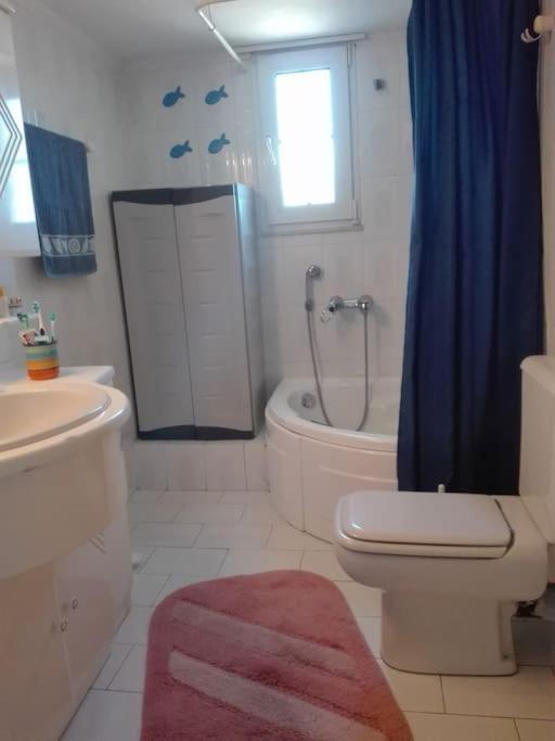 Pan Family House Apartment Fira  Ngoại thất bức ảnh