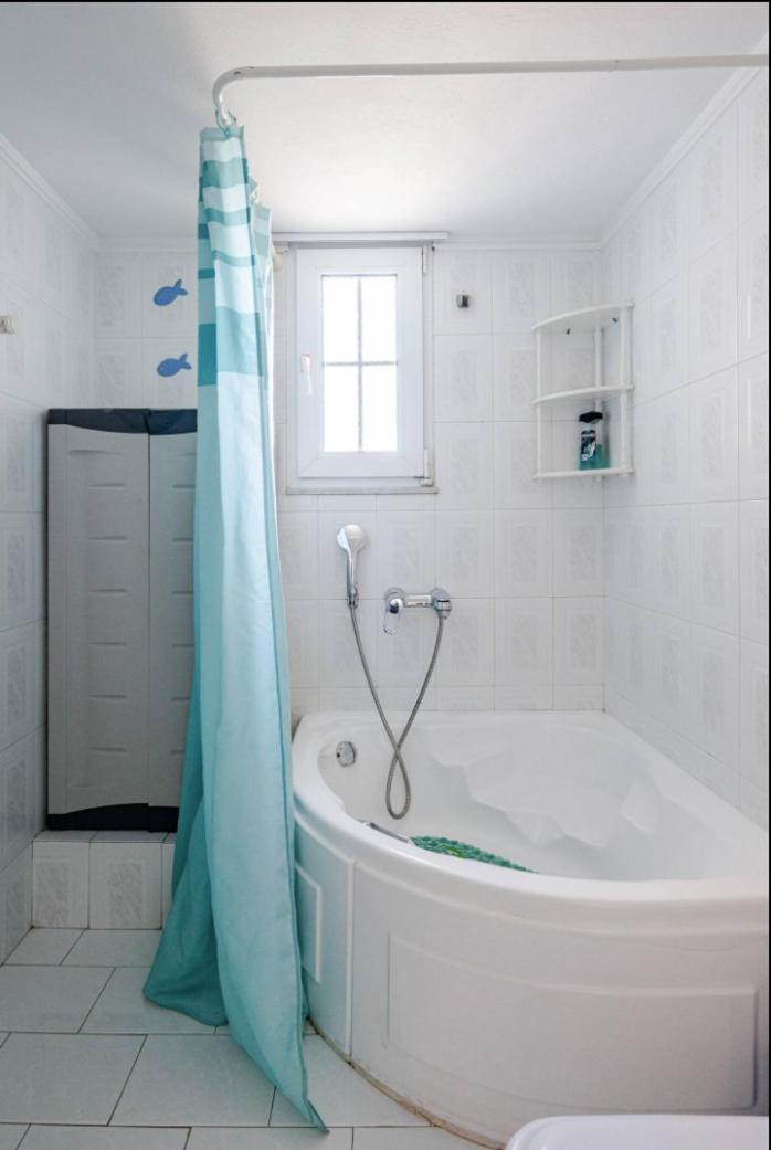 Pan Family House Apartment Fira  Ngoại thất bức ảnh